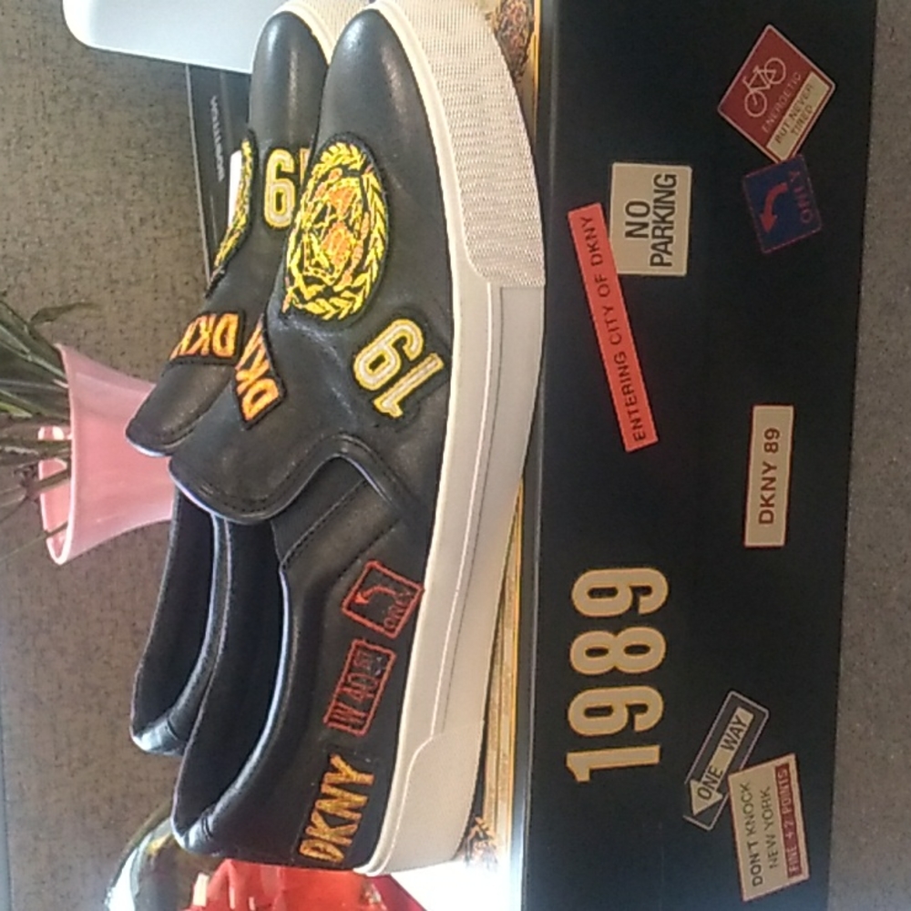DKNY sneakers (Unisex)